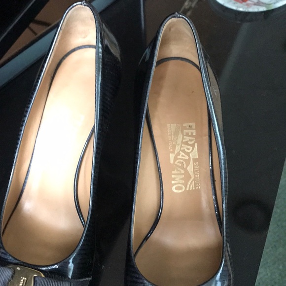 Ferragamo heels - Picture 2 of 7